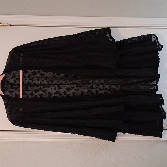 Torrid Black Sheer Burnout Open Front Top Loungewear Swim Cover Sz 4X - Picture 7 of 8